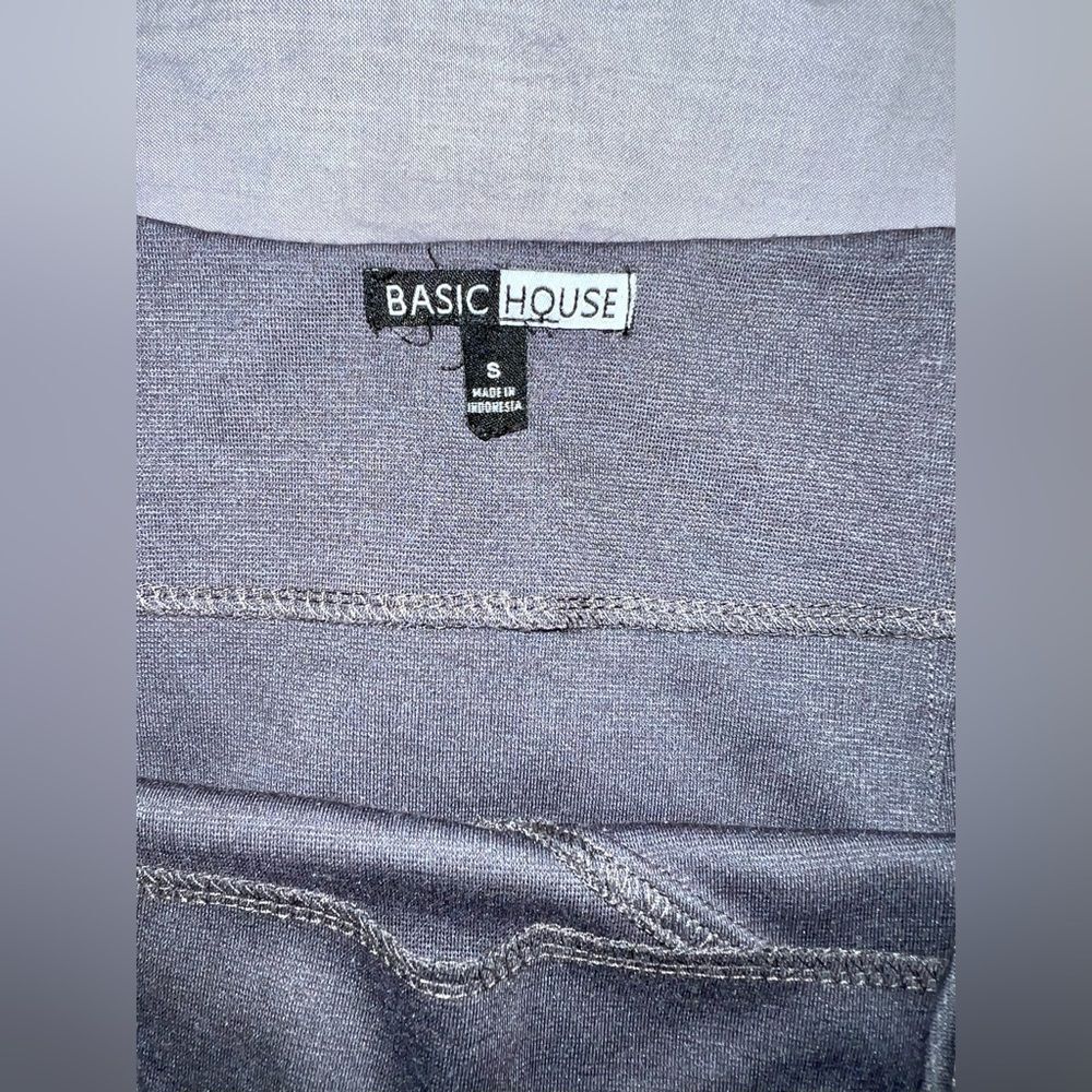 Size Small Basic House Gray Pull On Style Mini Sk… - image 3